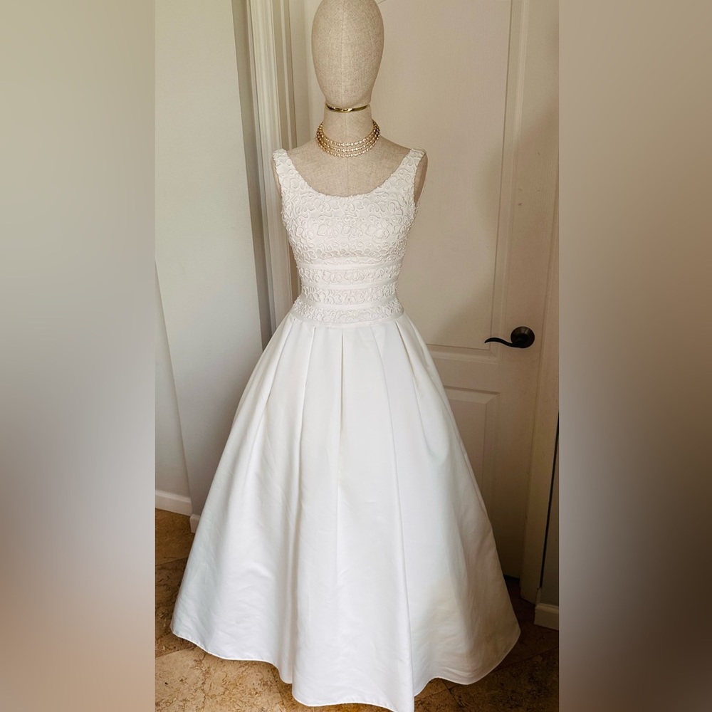 Oleg Cassini Embroidered Wedding Dress - Picture 4 of 16